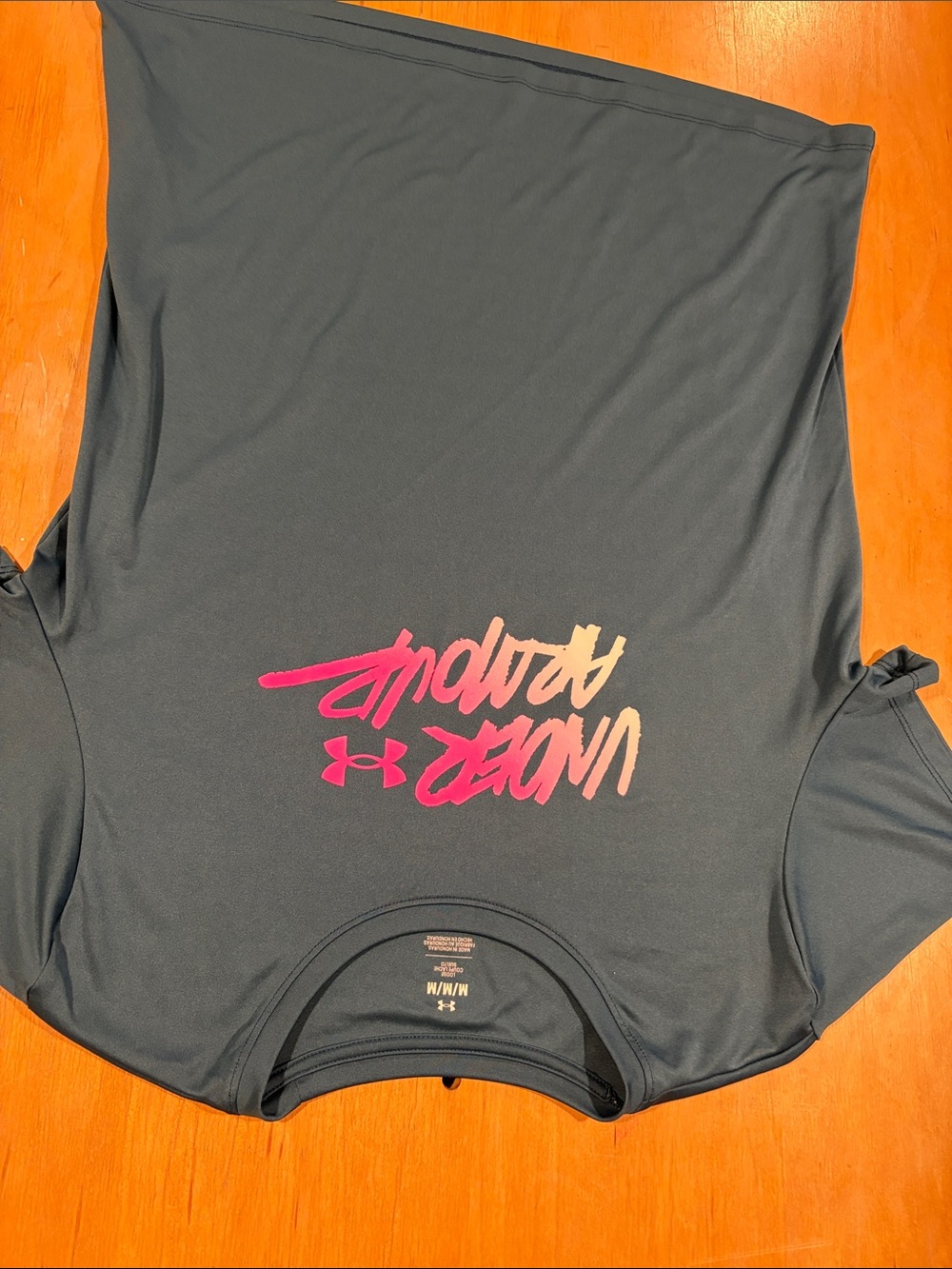 Under Armour ~ Women’s Short Sleeve Tee Dark Teal Neon Hot Pink-Cream Ombre Logo